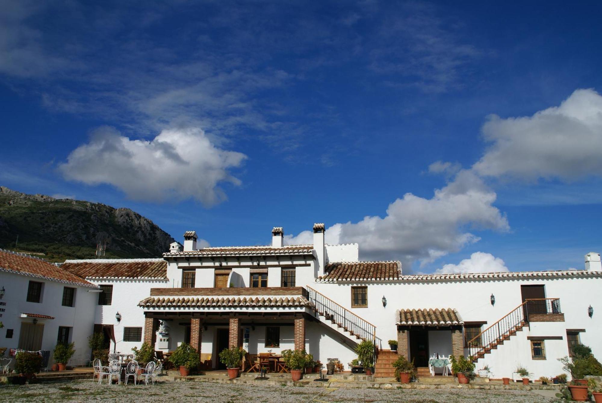 Belvilla By Oyo Cortijo Las Monjas Periana Exterior photo